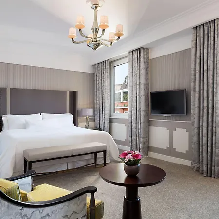 The Westin Palace, Hotel 5*