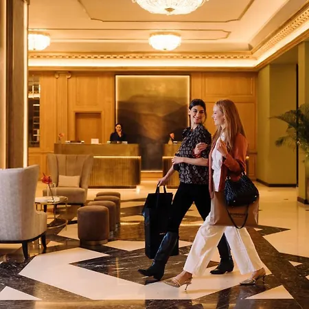 Szálloda The Westin Palace, Milánó