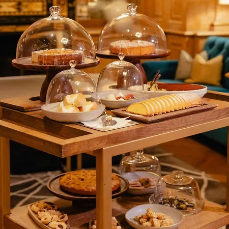 Hotel The Westin Palace, 5*