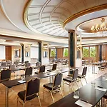 The Westin Palace, فندق