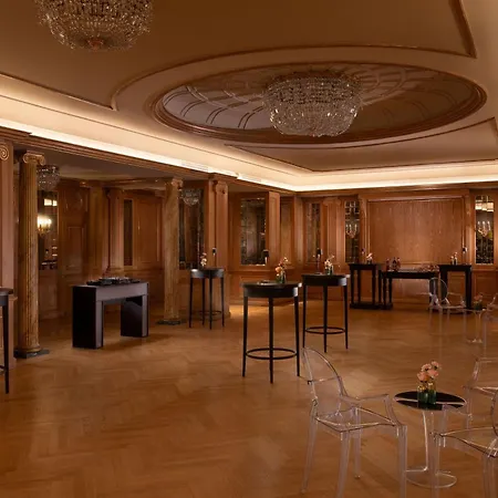 The Westin Palace, Отель