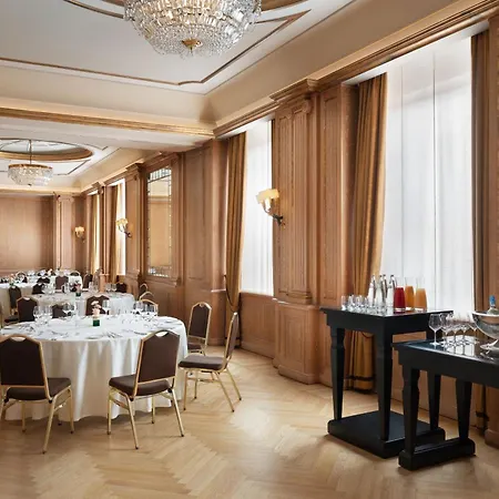 Отель The Westin Palace,