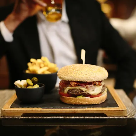 The Westin Palace, Hotel 5*