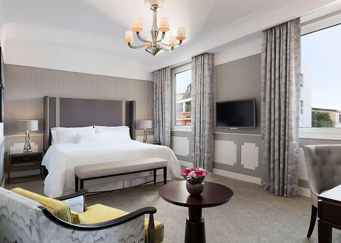 The Westin Palace, Otel 5*