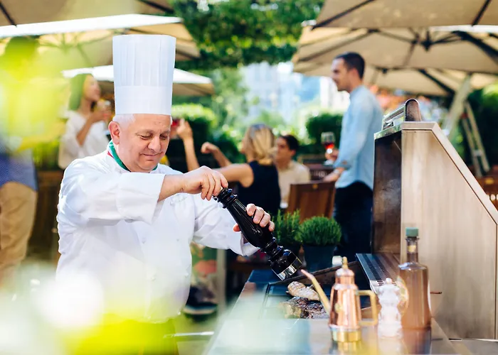 The Westin Palace, Otel